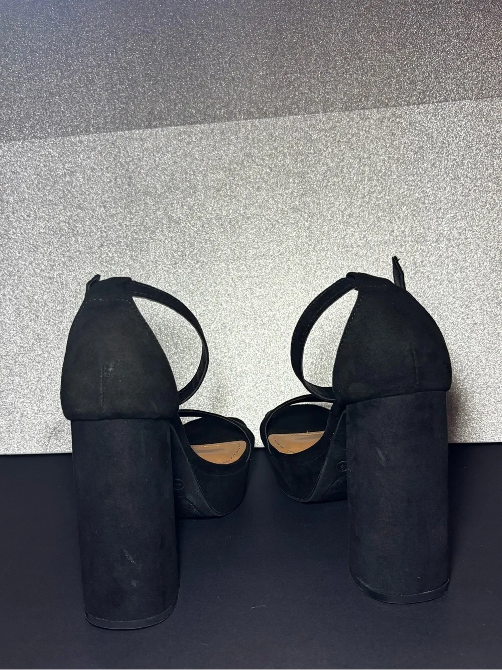 BRAND NEW! Never worn Black Suede Platform Heels🖤 cute n comfy!
